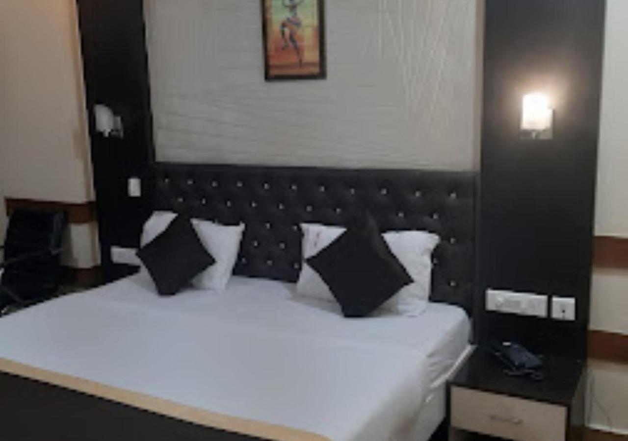 Hotel Venus Inn Bhubaneshwar Bhubaneswar Esterno foto